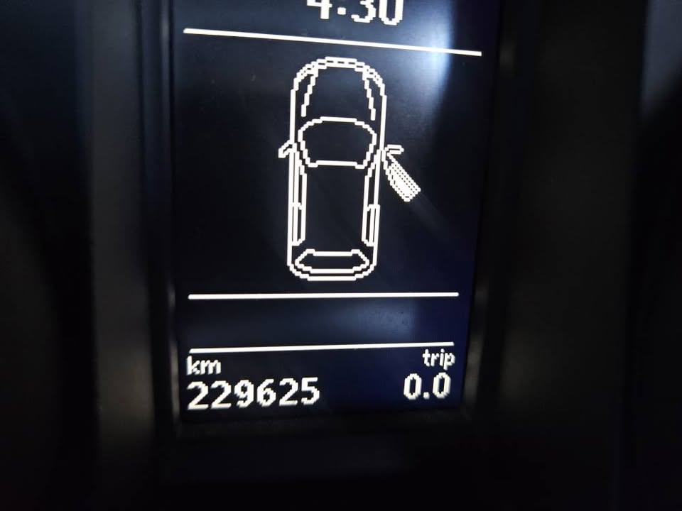2010 Volkswagen golf 2.0lt tsi automatic hatch easy second chance finance13.jpg